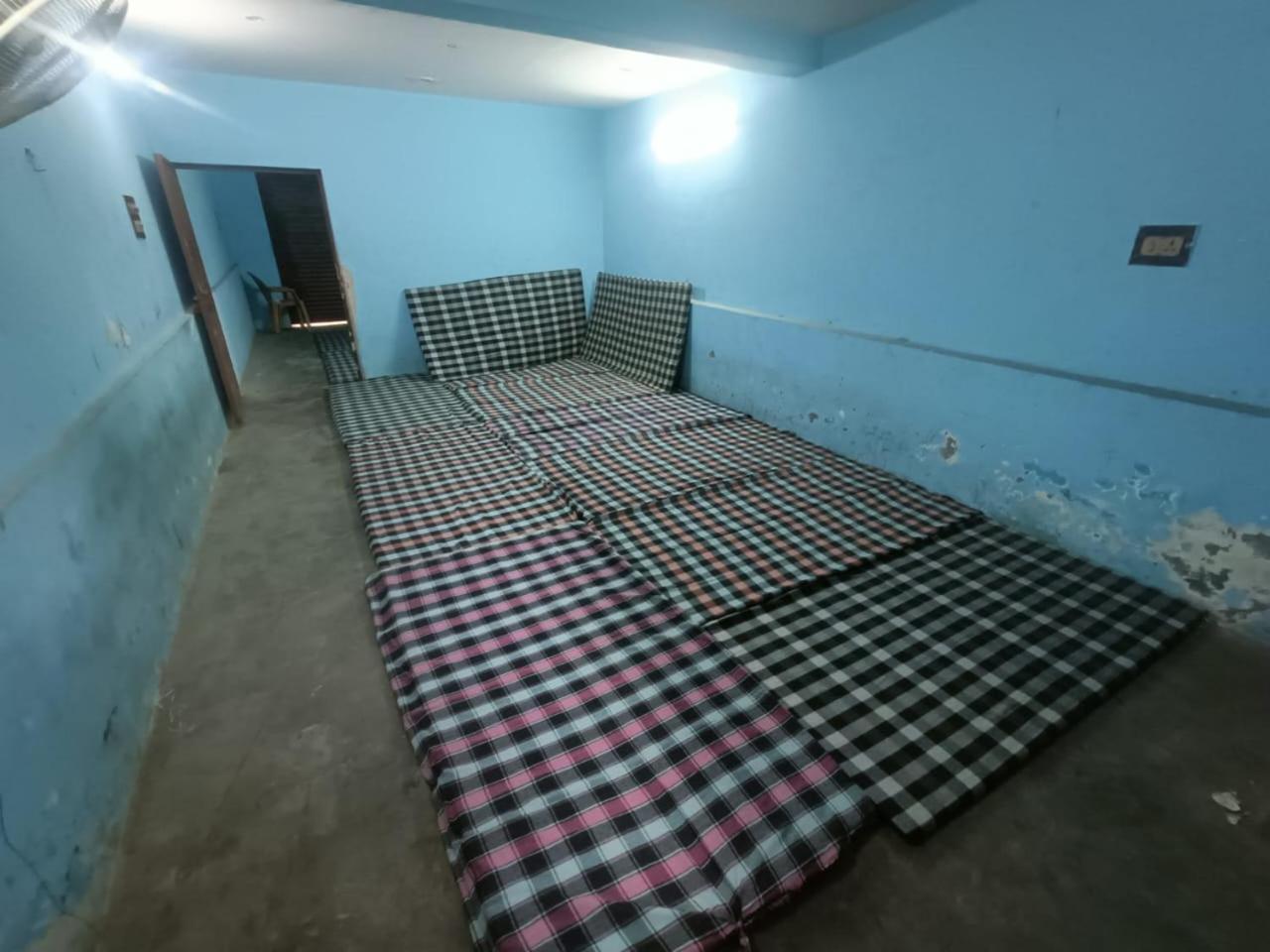 Shri Annapurna Dormitory Hostel Rāmnagar Buitenkant foto